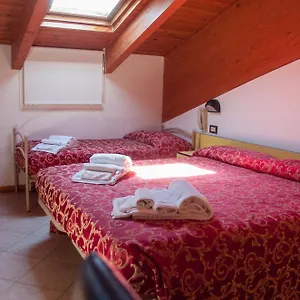 albergo-villa-miraggio.riccione-hotels.org/